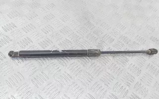 3C9827550 Амортизатор крышки багажника (3-5 двери) Volkswagen Passat B6 Арт 2_63775