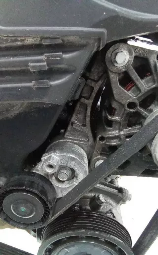 8200669494 Кронштейн генератора Renault Megane 3 Арт 2_61632