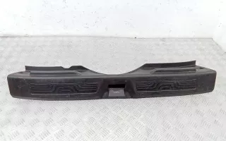 849201813R Накладка внутренняя на заднюю панель кузова Renault Kadjar Арт 2_59280, вид 1