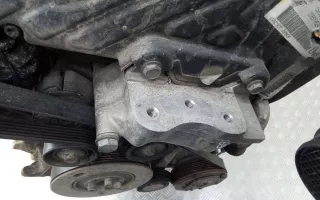 Кронштейн двигателя Opel Vectra C 2005г.  - Фото 2