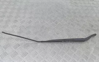 288860005R Щеткодержатель (поводок стеклоочистителя, дворник) Renault Megane 3 Арт 2_56703