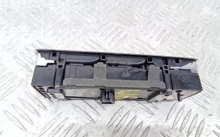 A1669054400 Блок управления стеклоподъемниками Mercedes A W176 Арт 2_55926, вид 2