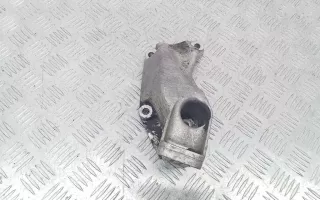 8D0199307 Кронштейн двигателя Volkswagen Passat B5 Арт 2_52954