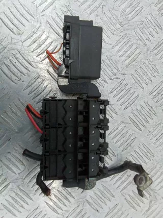 5Z0937548C Блок предохранителей Volkswagen Polo 4 Арт 2_43401, вид 3