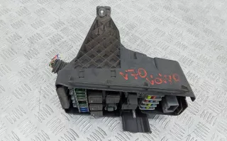 30728132 Блок предохранителей Volvo V70 2 Арт 2_41436