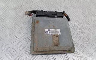 03G906018 Блок управления двигателем Volkswagen Passat B6 Арт 2_40740