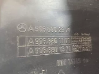 9068802371 Клык бампера задний правый Mercedes Sprinter W901-905 Арт 2_20306, вид 3