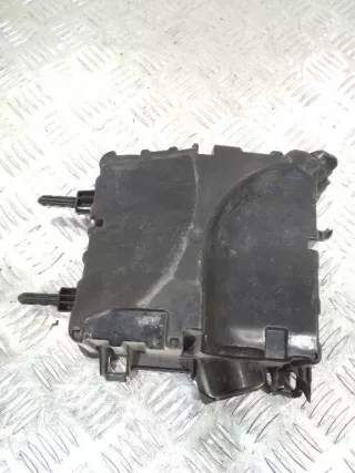 284B10002R Короб предохранителей Renault Megane 3 Арт 2_16365, вид 1