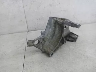 Кронштейн двигателя Nissan Note E11 2007г. 8200408663 - Фото 2