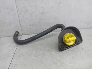 8200795333 Маслозаливная горловина Renault Master 3 restailing Арт 17-77-14