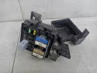 243880001R,243820003R Блок предохранителей Renault Megane 3 Арт 109-248, вид 1