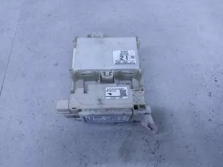 827300KB60 Блок предохранителей Toyota Hilux 8 Арт 109-209, вид 1