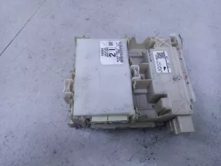 827300KB60 Блок предохранителей Toyota Hilux 8 Арт 109-209, вид 3