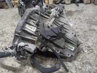 7701700589 КПП механическая (МКПП) Renault Megane 3 Арт 3_4646, вид 4