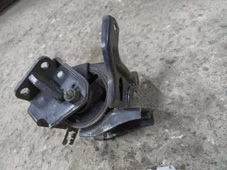 218322E500 Подушка крепления КПП Hyundai Tucson 1 Арт 3_2064