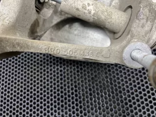 8R0505436C кулак задний правый Porsche Macan Арт 3_1961, вид 2