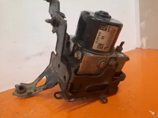 13213610 Z17DTH Блок ABS Opel Astra H Арт e10617687, вид 3