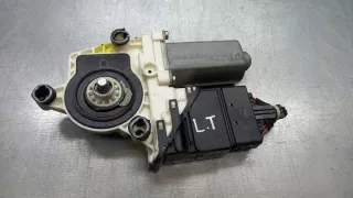  1C0959811A Моторчик стеклоподъемника Volkswagen Golf 4 Арт e10620822, вид 1