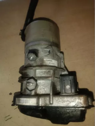 31340205 Насос гидроусилителя руля Volvo S60 2 Арт e10626794, вид 1