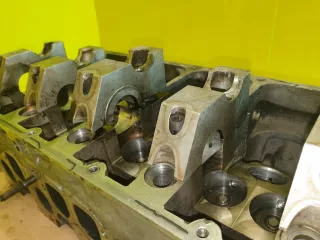 038103373C Клапанная крышка Volkswagen Passat B5 Арт AL13263242036_2, вид 3