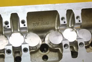 06B103373AR Клапанная крышка Audi A4 B5 Арт AL14638805002, вид 4