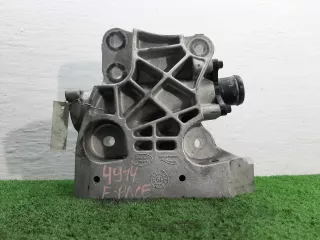 GJ326030AA Кронштейн двигателя Jaguar E-PACE Арт 00289433, вид 1