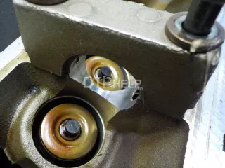 1255465 Головка блока Ford Focus 2 Арт AM41087064, вид 17