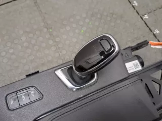 84417025 Консоль салона (кулисная часть) Cadillac XT5 Арт 20074186, вид 3