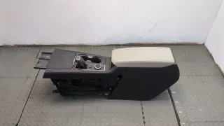 13529869 Разъем AUX / USB Cadillac XT4 Арт 11352499, вид 2
