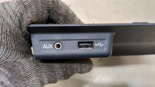  Разъем AUX / USB Skoda Octavia A7 Арт 20411463, вид 3