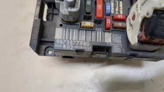 9675877980 Блок предохранителей Citroen C4 Grand Picasso 2 Арт 20413952, вид 3