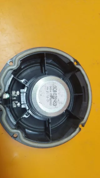 3C8035453  Динамик Volkswagen Passat B5 Арт 01018067v2, вид 3