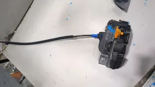 13579523 Замок двери передней правой Buick Encore restailing Арт 20409777, вид 1