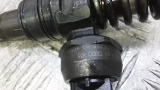 038130073AJ, 038130079CX Форсунка дизельная Volkswagen Bora Арт 1EP12AL04, вид 6