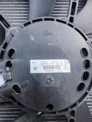 214816969r Радиатор (основной) Renault Espace 5 Арт e5792324, вид 3