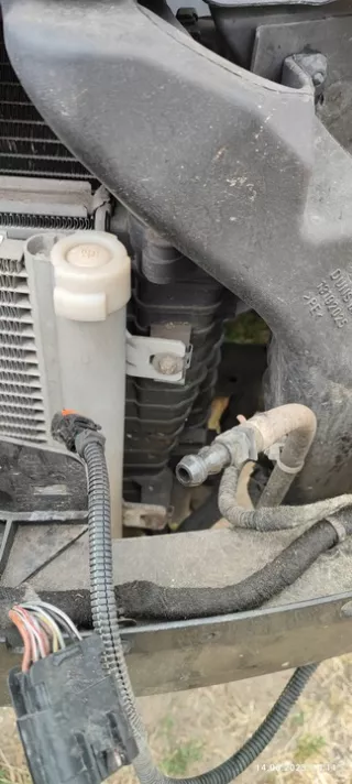 Z20LEH Радиатор (основной) Opel Zafira B Арт e7896973, вид 3