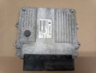 55565450 Блок управления двигателем Opel Astra H Арт e8474203, вид 1