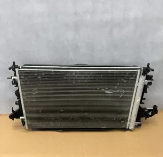 13453905 opel22 39095604 39010376 39131675 Радиатор (основной) Opel Astra K Арт e9169259, вид 2