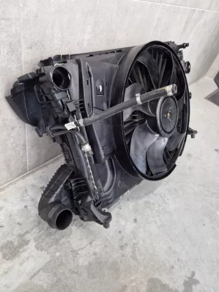 a0995002703 a2045000100 b2045000554 a2044601024 Радиатор (основной) Mercedes GLK X204 Арт e9378211, вид 3