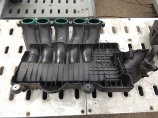30646518 8658493 Коллектор впускной Volvo S40 2 Арт e9615082, вид 2