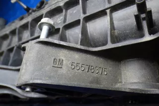 55498493 55578375 Коллектор впускной Opel Astra K Арт e9638151, вид 5