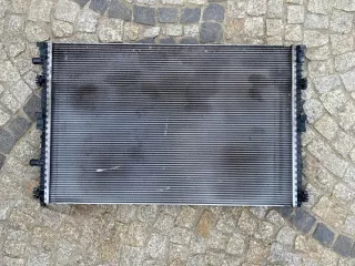 4M0145804T Радиатор (основной) Audi Q7 4M Арт e9674993, вид 1