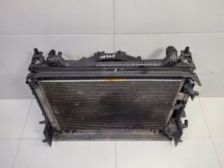 GX73-8C607-AD GX738005DC GX73-8K230-BA SKU19365 Радиатор (основной) Jaguar F-Pace Арт e10520094, вид 4