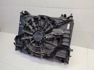 GX73-8C607-AD GX738005DC GX73-8K230-BA SKU19365 Радиатор (основной) Jaguar F-Pace Арт e10520094, вид 9