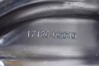 17120-0Q040 Коллектор впускной Peugeot 108 Арт e10520915, вид 9