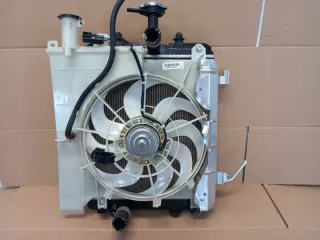 2022-88450-0H030-A 16360-0Q131 CZ422175-3583 88450-0H030-A Радиатор (основной) Toyota Aygo 2 Арт e10523978, вид 1