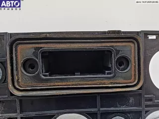 1T0827574 Кнопка открывания багажника Volkswagen Touran 1 Арт 55130955, вид 4