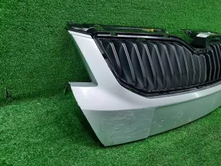 5E0853653 Решетка радиатора Skoda Octavia A7 Арт 0000007399435, вид 3