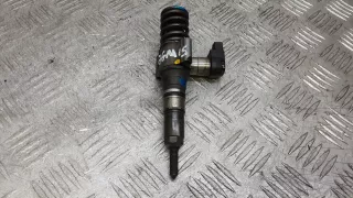 03G130073S Форсунка дизельная Volkswagen Passat B6 Арт 7GM15AL04, вид 1