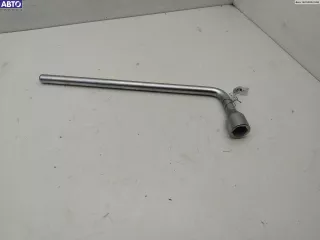2215810001 Ключ колесный (балонный) Mercedes B W245 Арт 55070636, вид 1